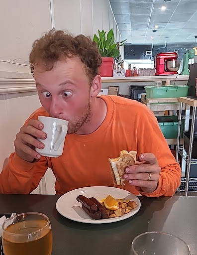 Photo of Broskis Diner - 27 Whitewood Ave W, Temiskaming Shores, ON P0J 1P0